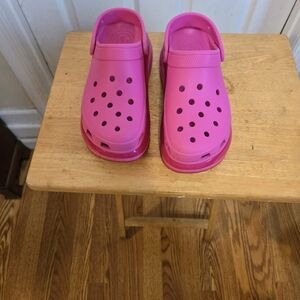 CROCS Mega Crush Clog Juice Woman's Size 9 Preowned